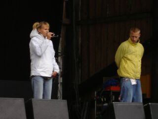 mono & nikitaman