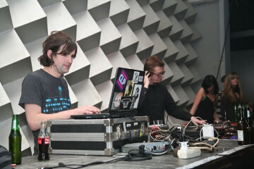 deadbeat & kenneth christiansen